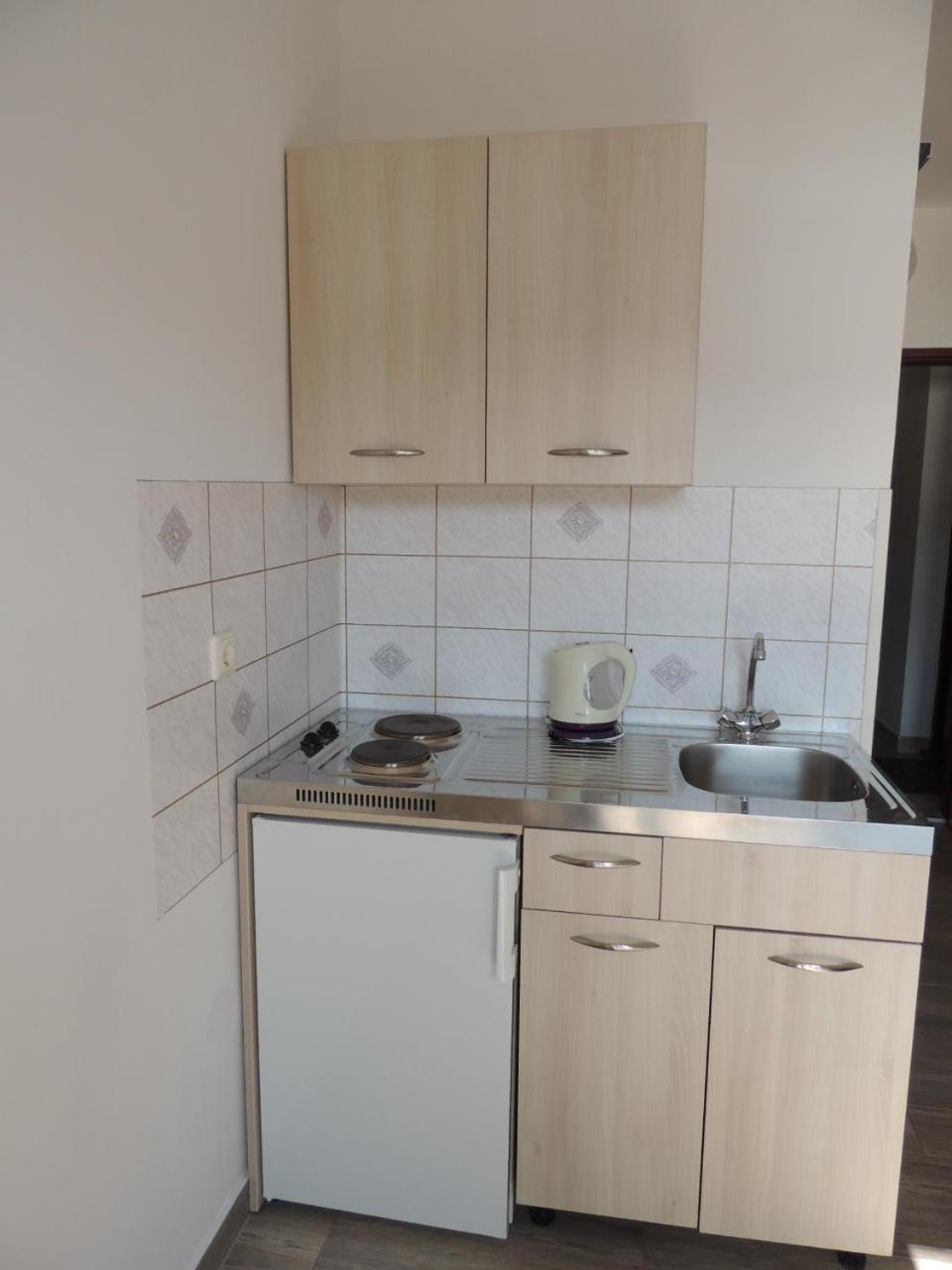 Apartments Barcarola Паг Екстериор снимка